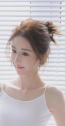  或者当即拨打110向报警